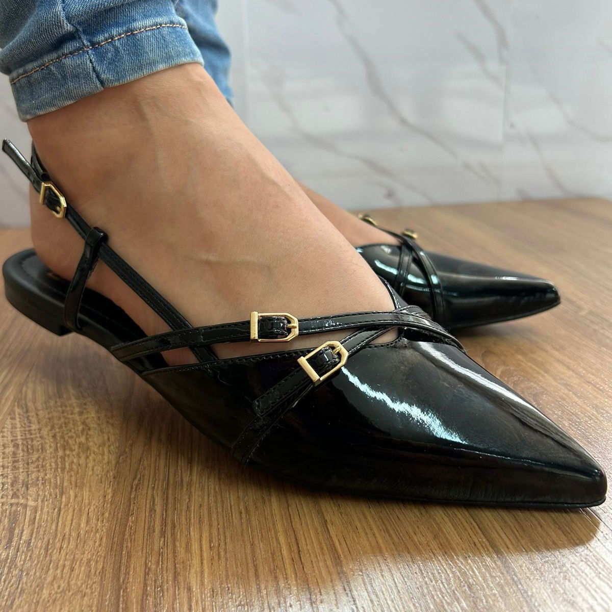 Scarpin Di Valentini Fivelas Slingback  Verniz - Império  Calçados