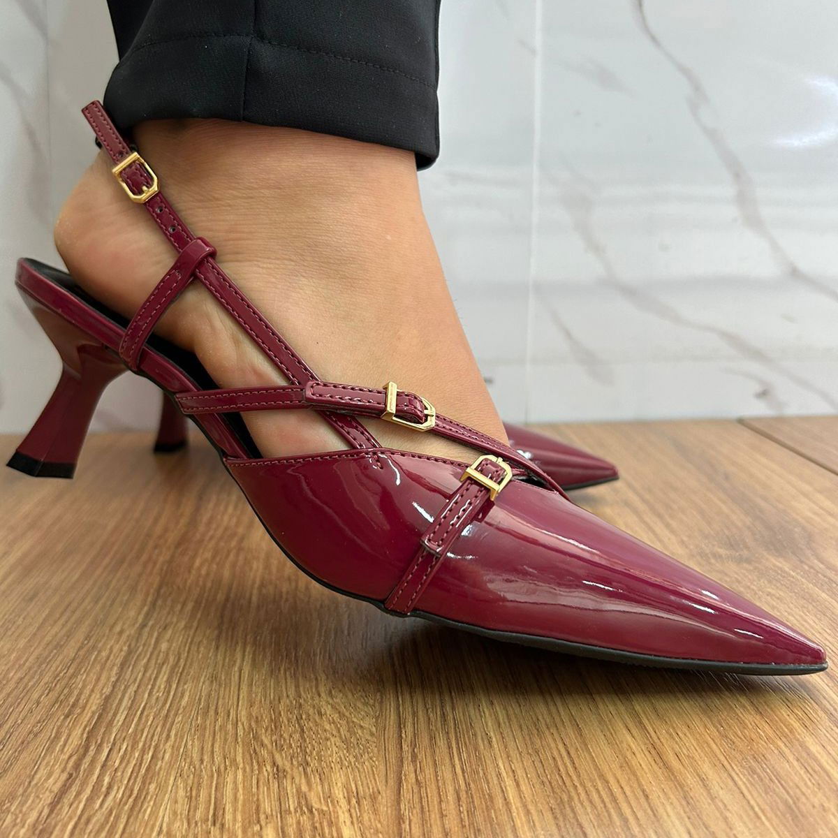 Scarpin Feminino Slingback Di Valentini Vermelho - Império  Calçados